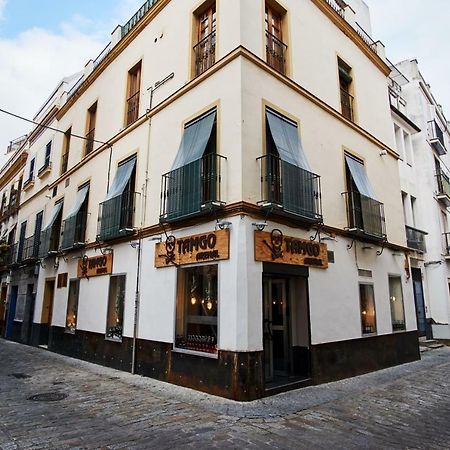 Arenal Carreteria Deluxe Suites By Valcambre Seville Ngoại thất bức ảnh